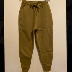 Thorn Everyone Mid-rise Jogger